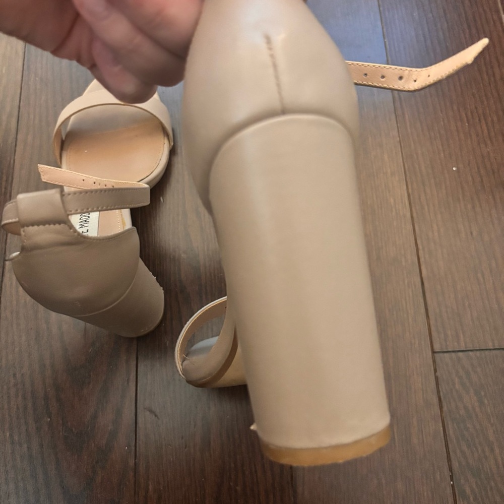 Steve Madden Nude Heeled Sandals - Picture 4 of 7